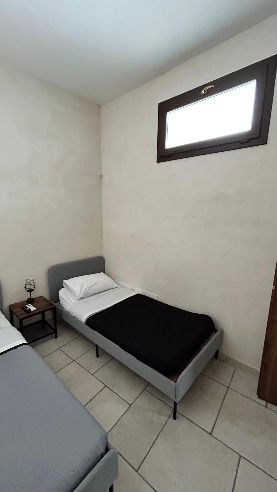 Standard Room Pulsano Kültér fotó